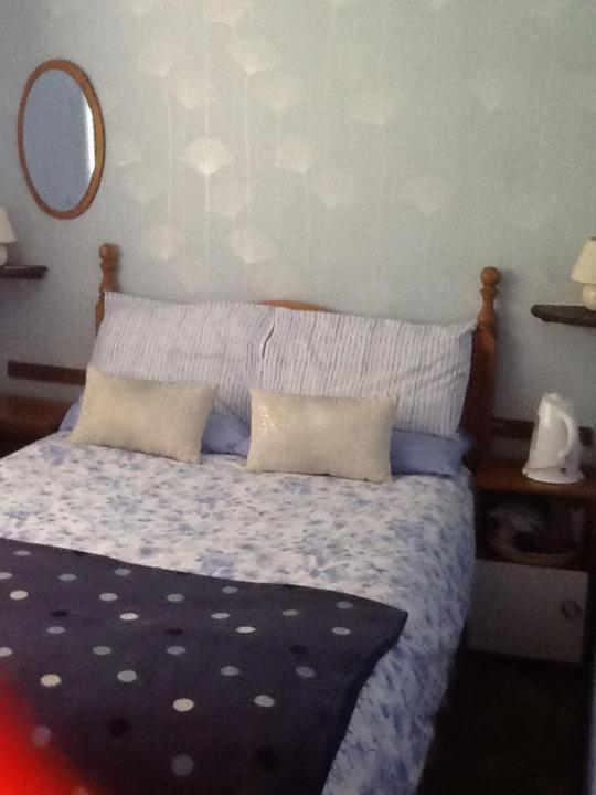 Blue Cedar Lodge Norwich Ngoại thất bức ảnh